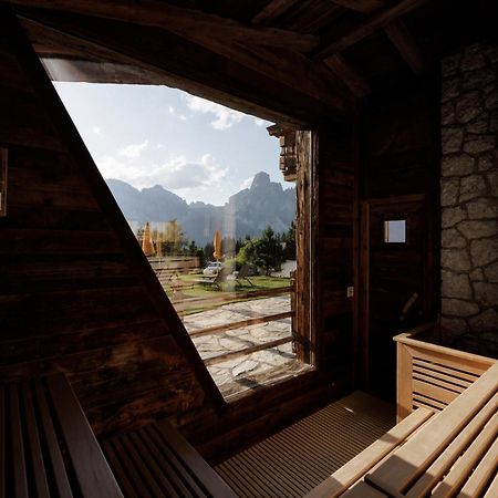 Hotel Costes Corvara In Badia Esterno foto