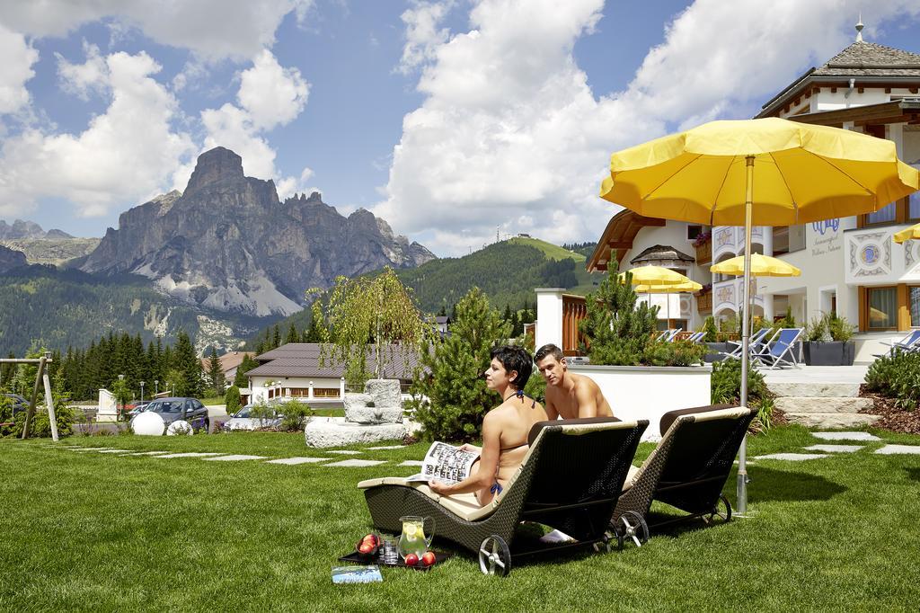 Hotel Costes Corvara In Badia Esterno foto